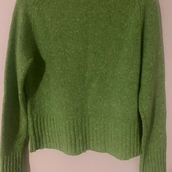 Express Women’s Chunk Crew Neck Sweater - Size Large - Green 100% Lambs Wool - Picture 3 of 3